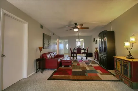 3658 Lake Bayshore Drive Bradenton FL 34205