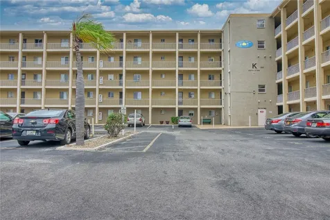 3658 Lake Bayshore Drive Bradenton FL 34205