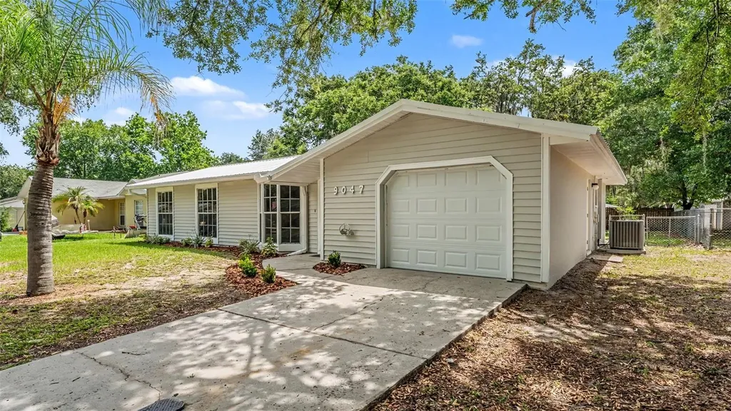 9047 Damascus Avenue Polk City FL 33868
