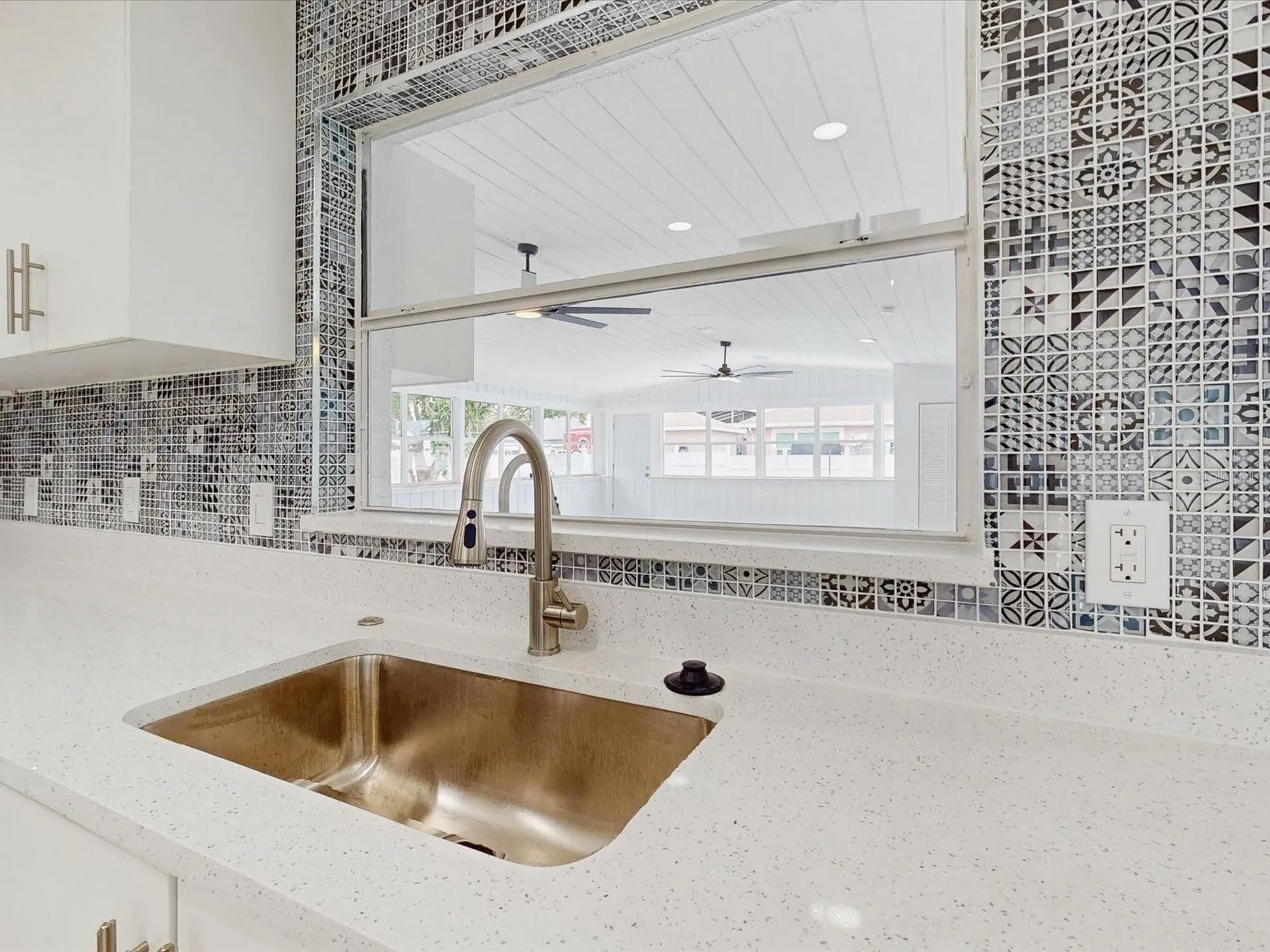 2401 Bel Air Circle Kissimmee FL 34743
