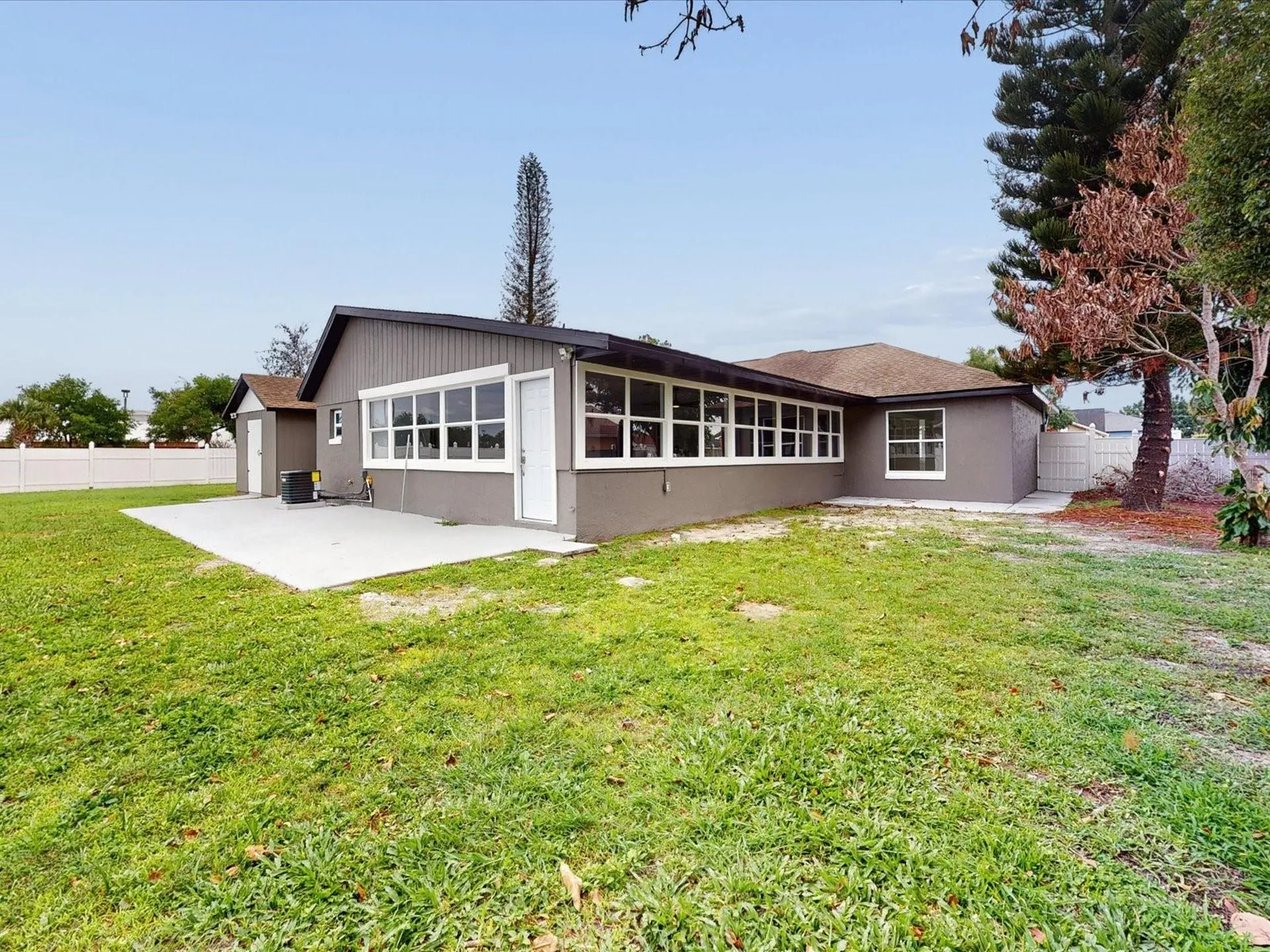2401 Bel Air Circle Kissimmee FL 34743