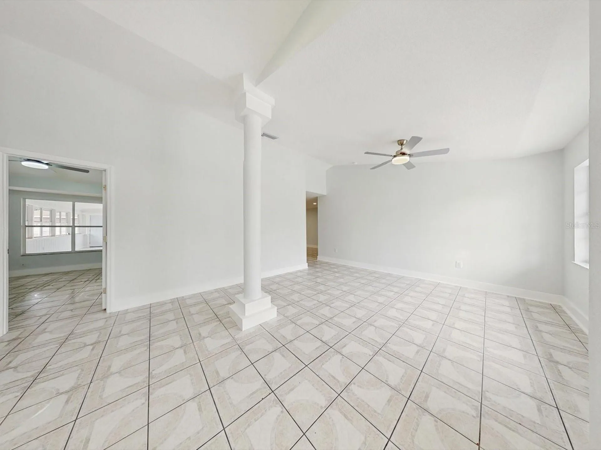 2401 Bel Air Circle Kissimmee FL 34743