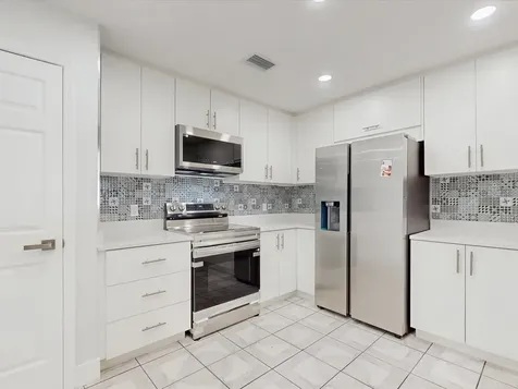 2401 Bel Air Circle Kissimmee FL 34743