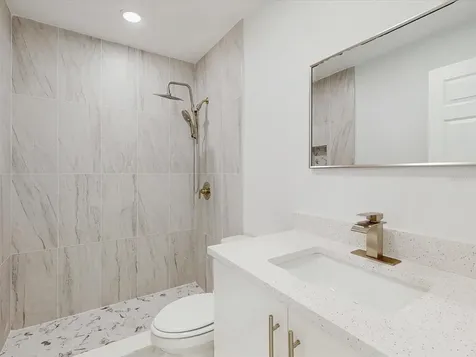 2401 Bel Air Circle Kissimmee FL 34743