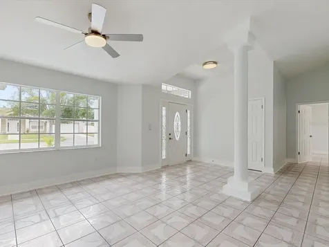 2401 Bel Air Circle Kissimmee FL 34743