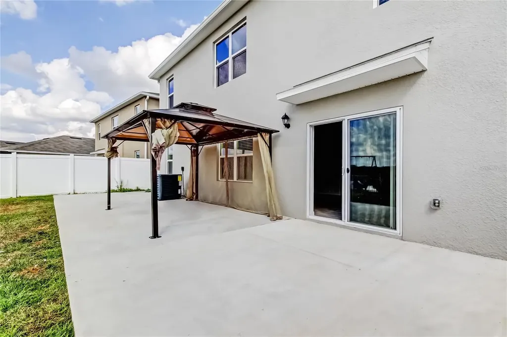 3845 Rory Pond Court Lakeland FL 33811