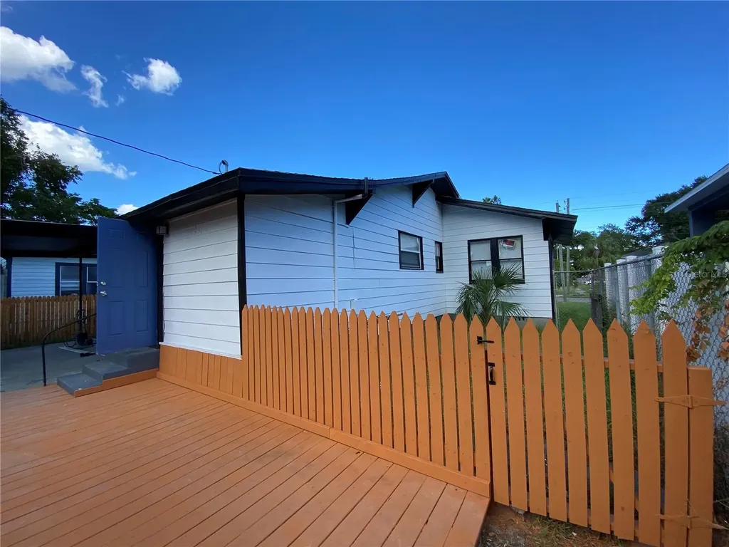1847 19th Street S St Petersburg FL 33712
