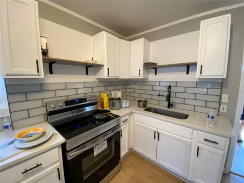 1847 19th Street S St Petersburg FL 33712