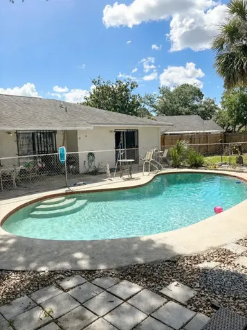 94 Glass Court Port Orange FL 32129