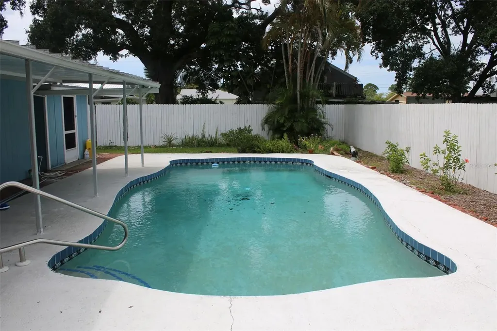 407 N Pompano Avenue Sarasota FL 34237