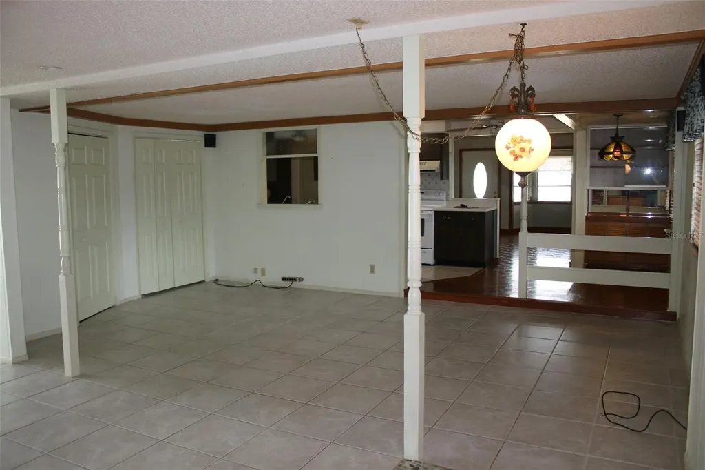 407 N Pompano Avenue Sarasota FL 34237