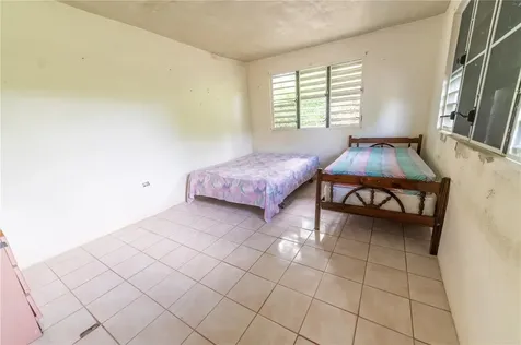 9 Calle 9 Yabucoa PR 00767
