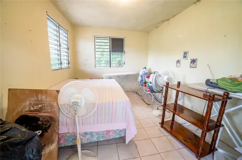 9 Calle 9 Yabucoa PR 00767