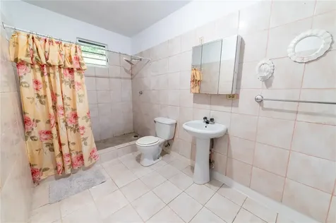 9 Calle 9 Yabucoa PR 00767