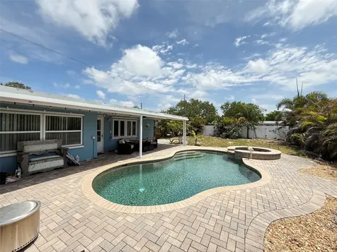 2100 8th Avenue SW Largo FL 33770
