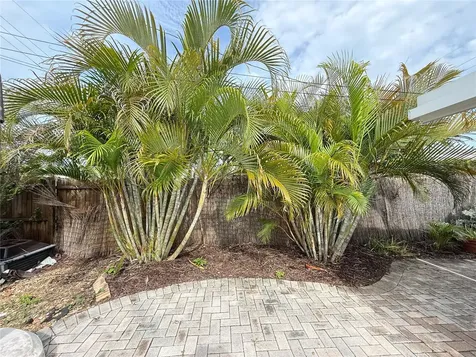 2100 8th Avenue SW Largo FL 33770