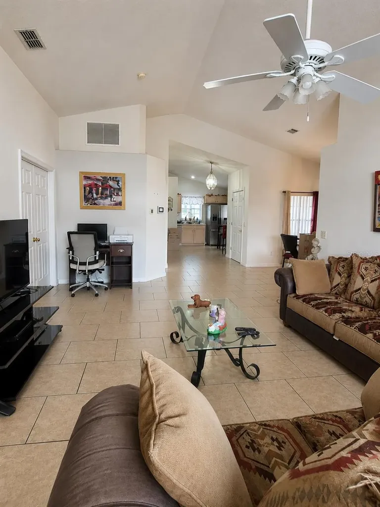 121 S Roma Way Kissimmee FL 34746
