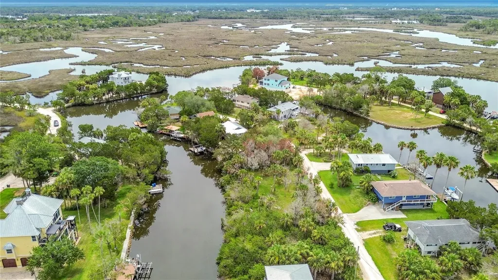 12073 W Gulf Breeze Court Crystal River FL 34429