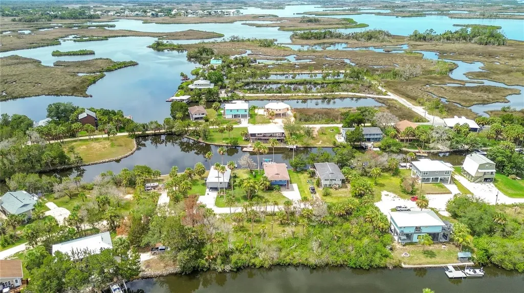 12073 W Gulf Breeze Court Crystal River FL 34429