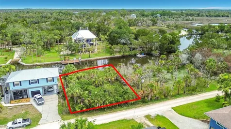 12073 W Gulf Breeze Court Crystal River FL 34429