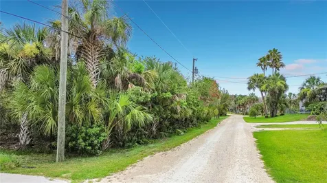 12073 W Gulf Breeze Court Crystal River FL 34429