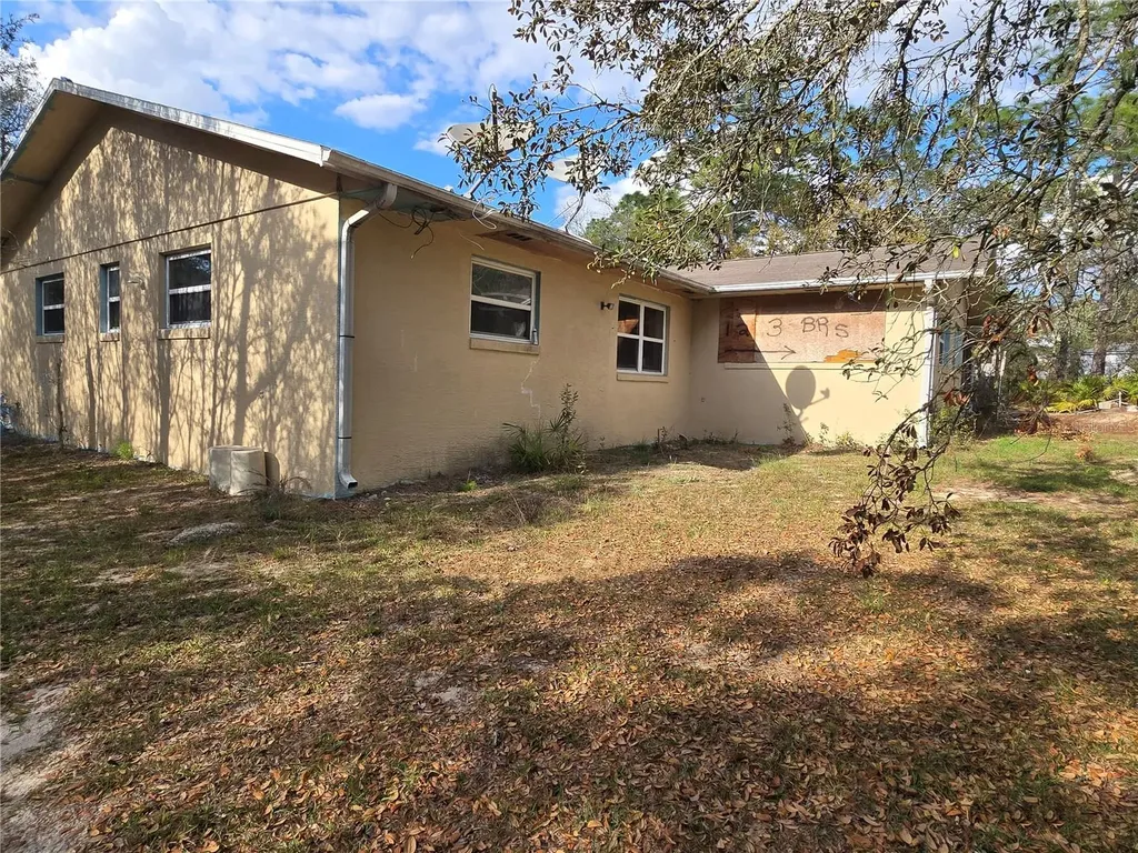 4711 S Hawkdale Point Lecanto FL 34461
