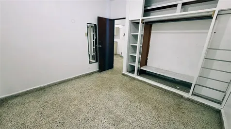 36 Calle Julian Blanco So Bo Pueblo Vega Baja PR 00693