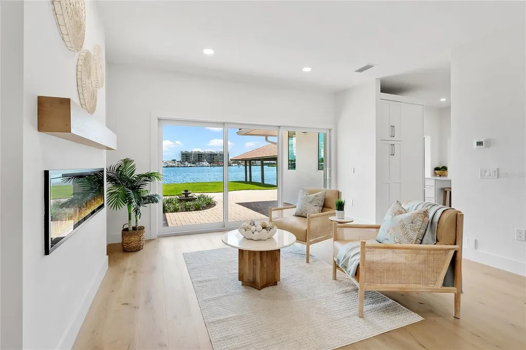 330 W Bay Drive Venice FL 34285