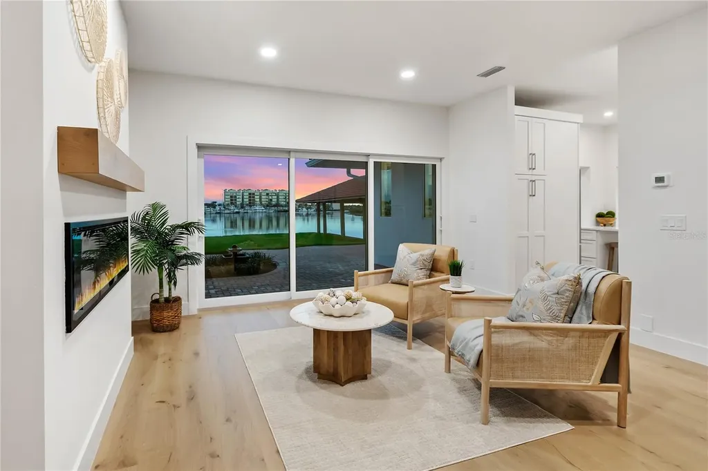 330 W Bay Drive Venice FL 34285