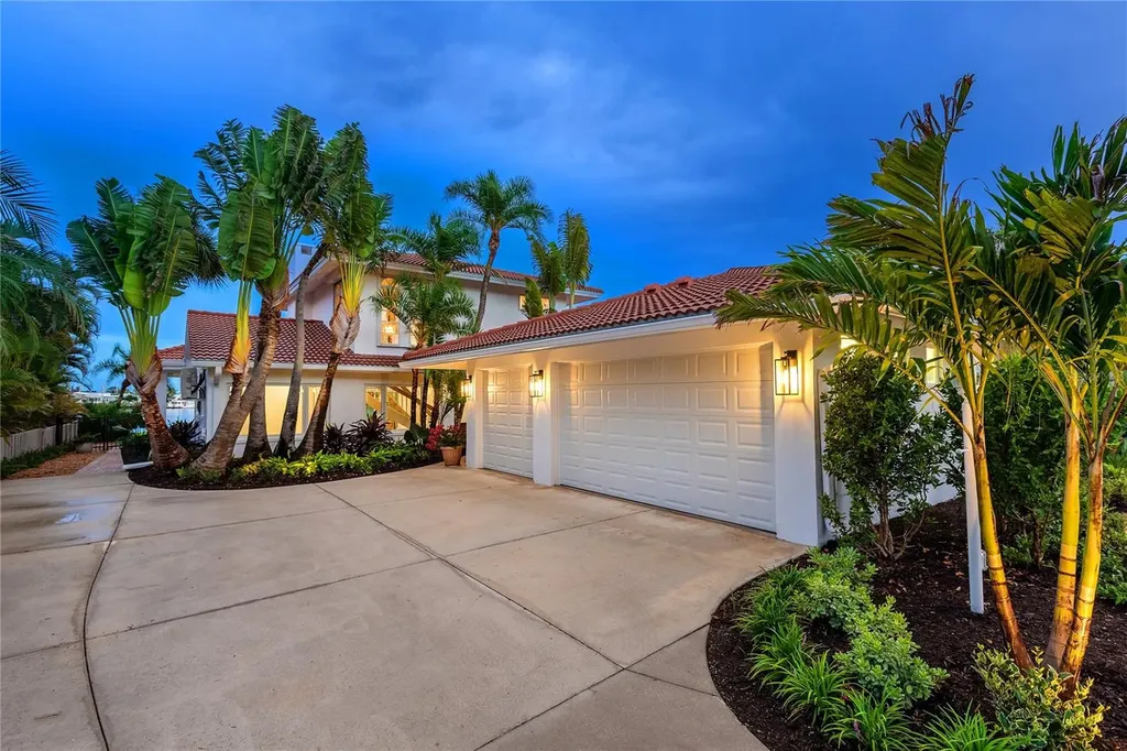 330 W Bay Drive Venice FL 34285