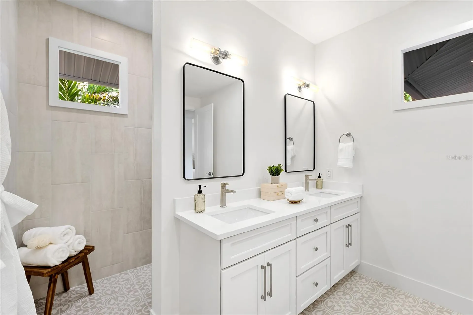 330 W Bay Drive Venice FL 34285