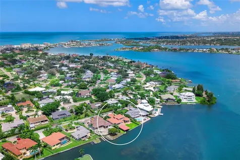 330 W Bay Drive Venice FL 34285