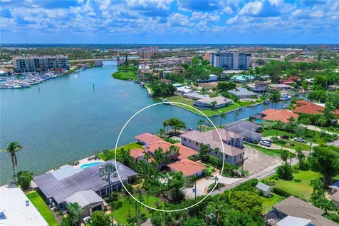 330 W Bay Drive Venice FL 34285