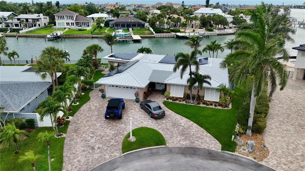 454 1st Street W Tierra Verde FL 33715