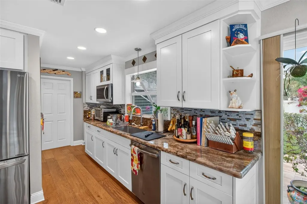 454 1st Street W Tierra Verde FL 33715