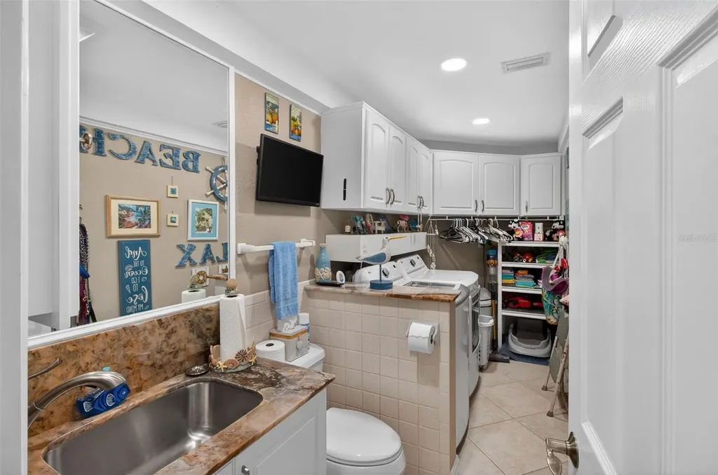 454 1st Street W Tierra Verde FL 33715