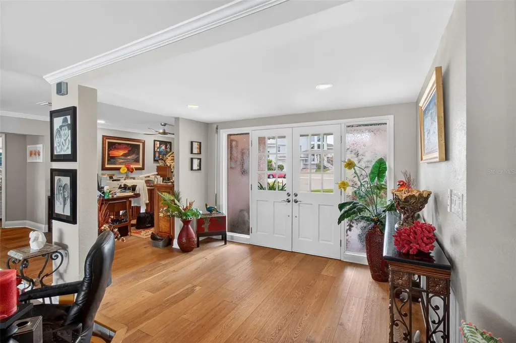 454 1st Street W Tierra Verde FL 33715