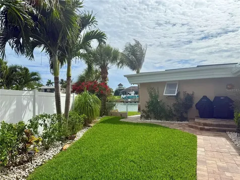 454 1st Street W Tierra Verde FL 33715