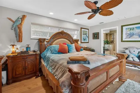 454 1st Street W Tierra Verde FL 33715