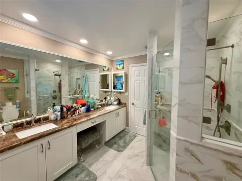 454 1st Street W Tierra Verde FL 33715