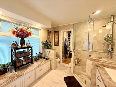 454 1st Street W Tierra Verde FL 33715