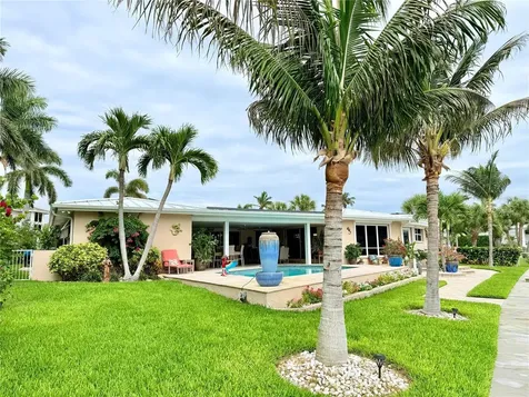 454 1st Street W Tierra Verde FL 33715