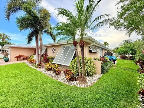 454 1st Street W Tierra Verde FL 33715