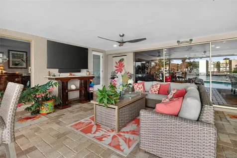 454 1st Street W Tierra Verde FL 33715