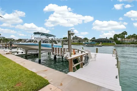 454 1st Street W Tierra Verde FL 33715