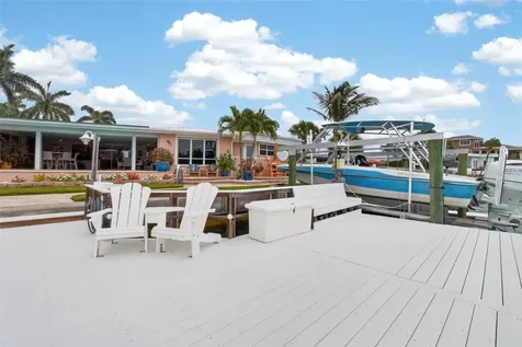 454 1st Street W Tierra Verde FL 33715