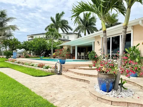 454 1st Street W Tierra Verde FL 33715