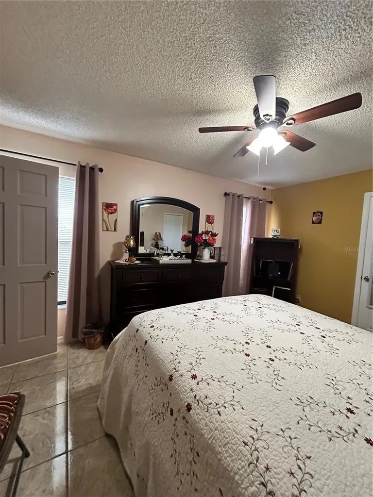 1448 E Normandy Deltona FL 32725
