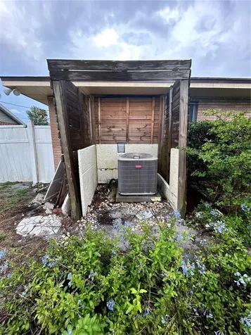 1448 E Normandy Deltona FL 32725