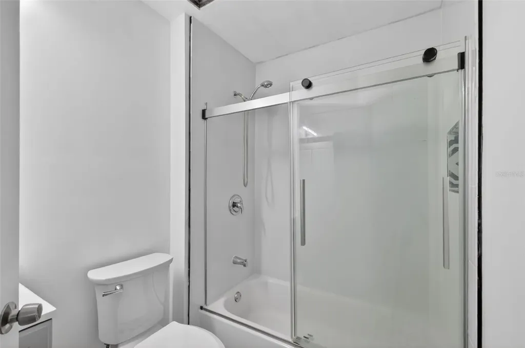 5121 Picadilly Circus Court Orlando FL 32839